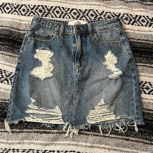 hollister distressed denim skirt